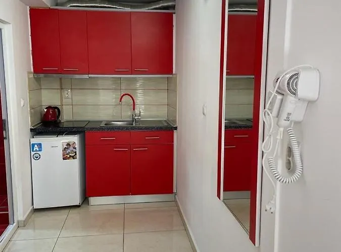 Royal Palace Tatil Evi Olympiakí Aktí