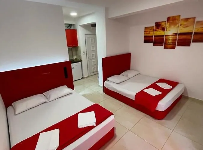 Royal Palace Tatil Evi Olympiakí Aktí